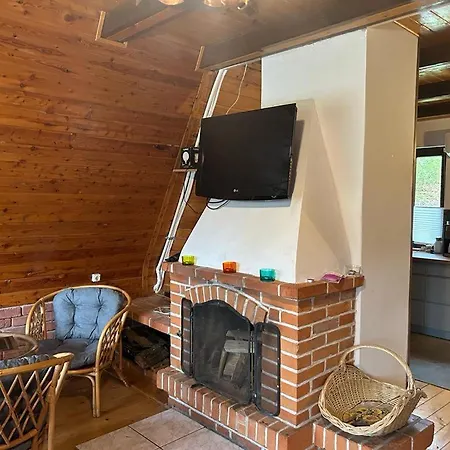 Dom Nad Jeziorem Radunskim Prázdninový dům Borucino (Kartuzy)