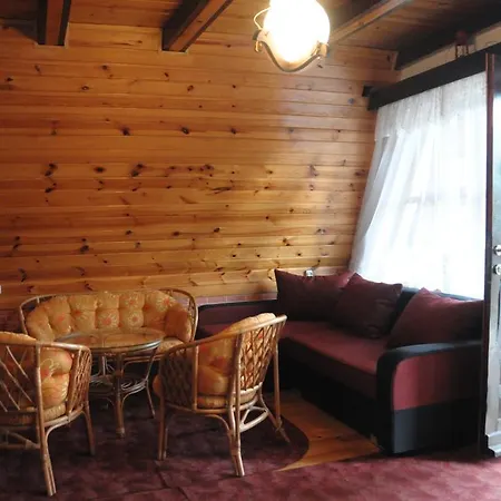 Dom Nad Jeziorem Radunskim Prázdninový dům Borucino (Kartuzy)